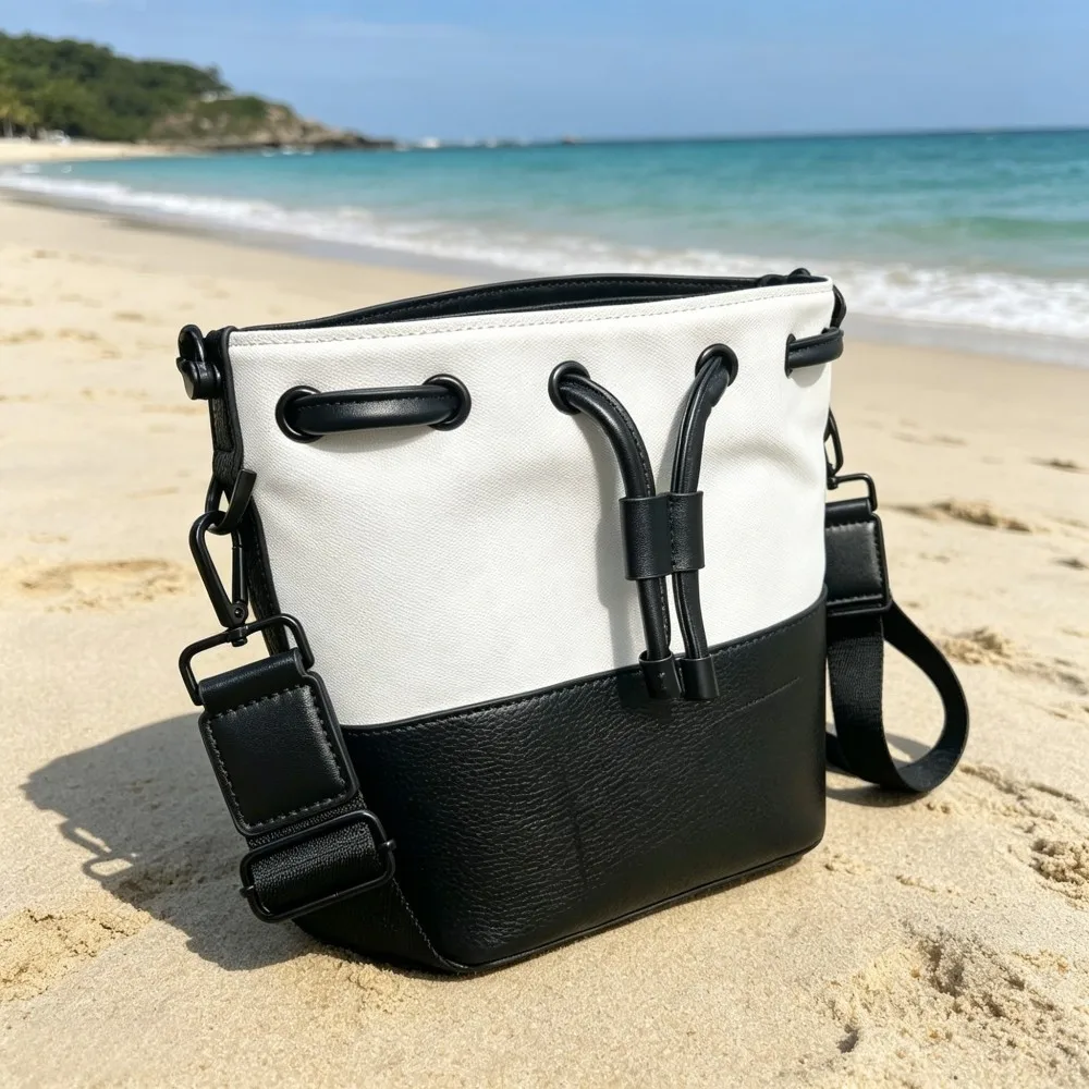 Golf Bucket Bag, Lightweight Fashion Casual Handbag, Portable Single Shoulder Crossbody Pouch for Golf Daily Use
Golf Bucket Bag, Lightweight Fashion Casual Handbag, Portable Single Shoulder Crossbody Pouch for Golf Daily Use