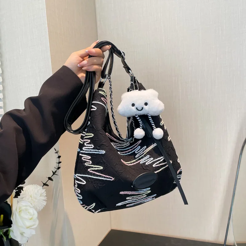 Casual messenger canvas bag women's large capacity gradual change striped texture chain tote bag
Casual messenger canvas bag women's large capacity gradual change striped texture chain tote bag