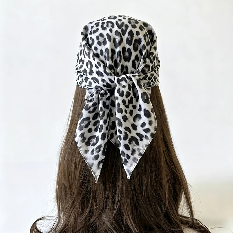Square Scarf Female Turban Hijab Luxury Wraps Headscarf Shawl Bandana Handkerchief Neckerchief Headband Windproof Print Fashion
Square Scarf Female Turban Hijab Luxury Wraps Headscarf Shawl Bandana Handkerchief Neckerchief Headband Windproof Print Fashion