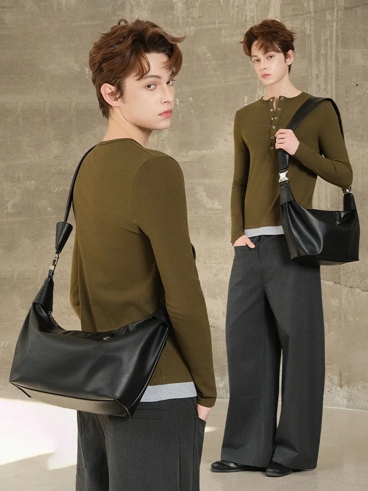 Fashionable Dumpling Shaped Horn Bag SFREEYA Casual Leather Shoulder Bag for Youth Single Shoulder Crossbody Handbag
Fashionable Dumpling Shaped Horn Bag SFREEYA Casual Leather Shoulder Bag for Youth Single Shoulder Crossbody Handbag
