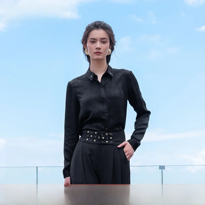 New Autumn Winter Women's irt Floral Embroidery Turn-down Collar Loose Fit Regular Length Long Sve Pure Color Polyester ...
New Autumn Winter Women's irt Floral Embroidery Turn-down Collar Loose Fit Regular Length Long Sve Pure Color Polyester ...