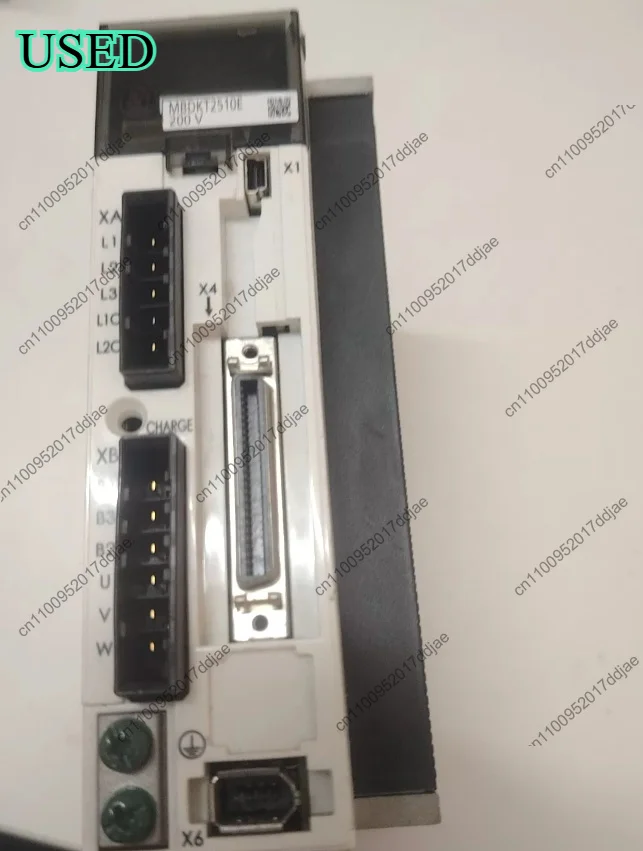 A5mbdk2510e servo driver is fully functional, taken in kind
A5mbdk2510e servo driver is fully functional, taken in kind