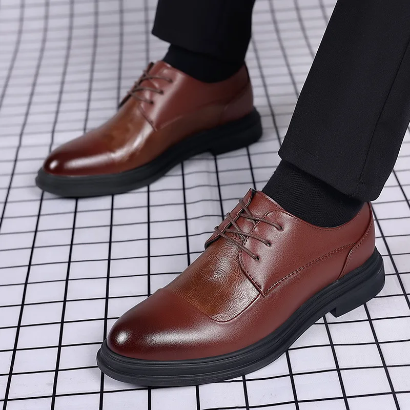 Newest Italian Oxford Shoe Men Luxury Patent Leather Wedding Shoe Pointed Dress Shoe Classic Derbies Plus Size47 Zapatos Hombre
Newest Italian Oxford Shoe Men Luxury Patent Leather Wedding Shoe Pointed Dress Shoe Classic Derbies Plus Size47 Zapatos Hombre