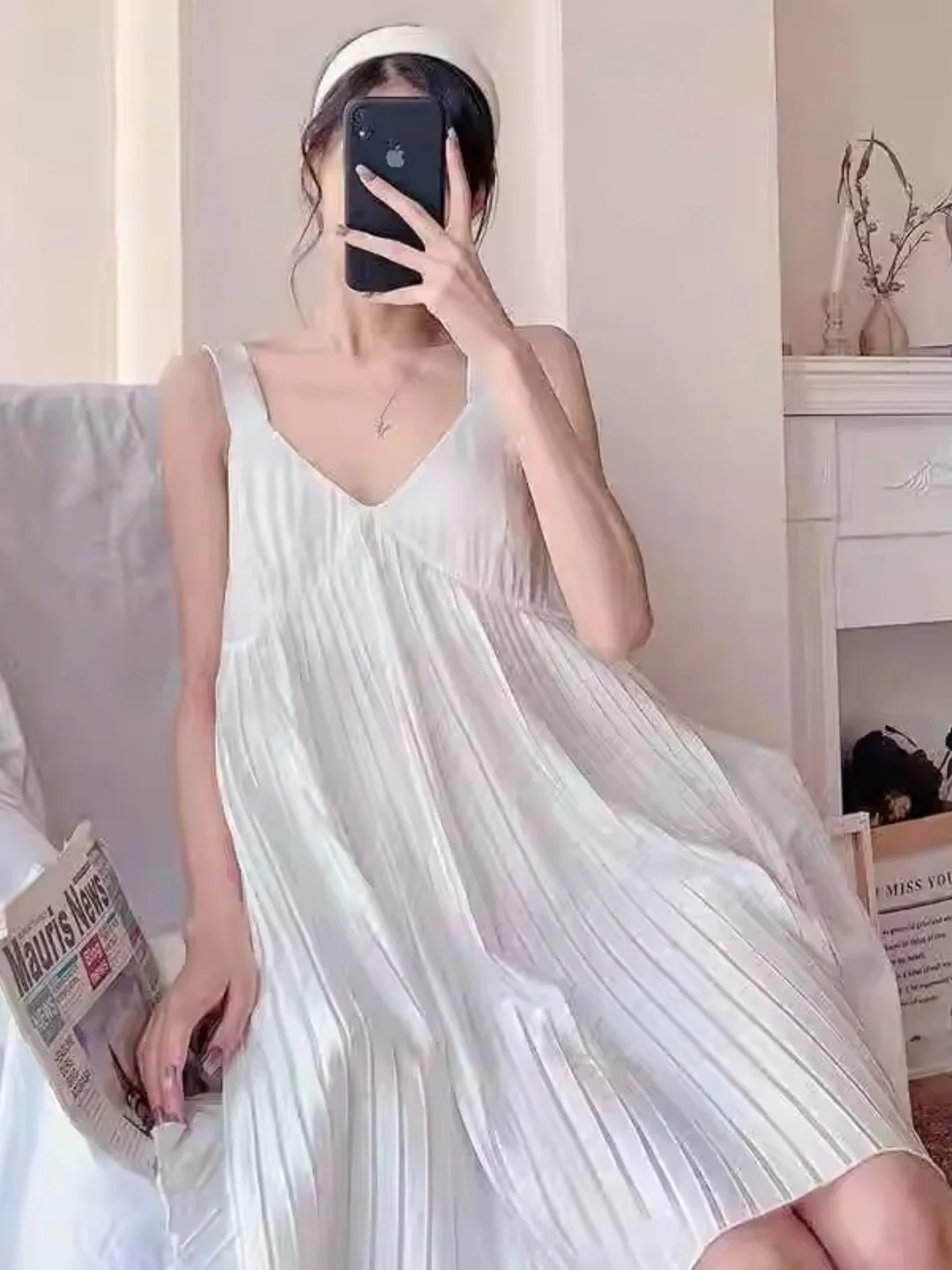Comfortable V-Neck Strap Sleep Dress Women's Summer Pleated Splice Midi Loose Home Clothes Sweet Style Casual Home Scene
Comfortable V-Neck Strap Sleep Dress Women's Summer Pleated Splice Midi Loose Home Clothes Sweet Style Casual Home Scene