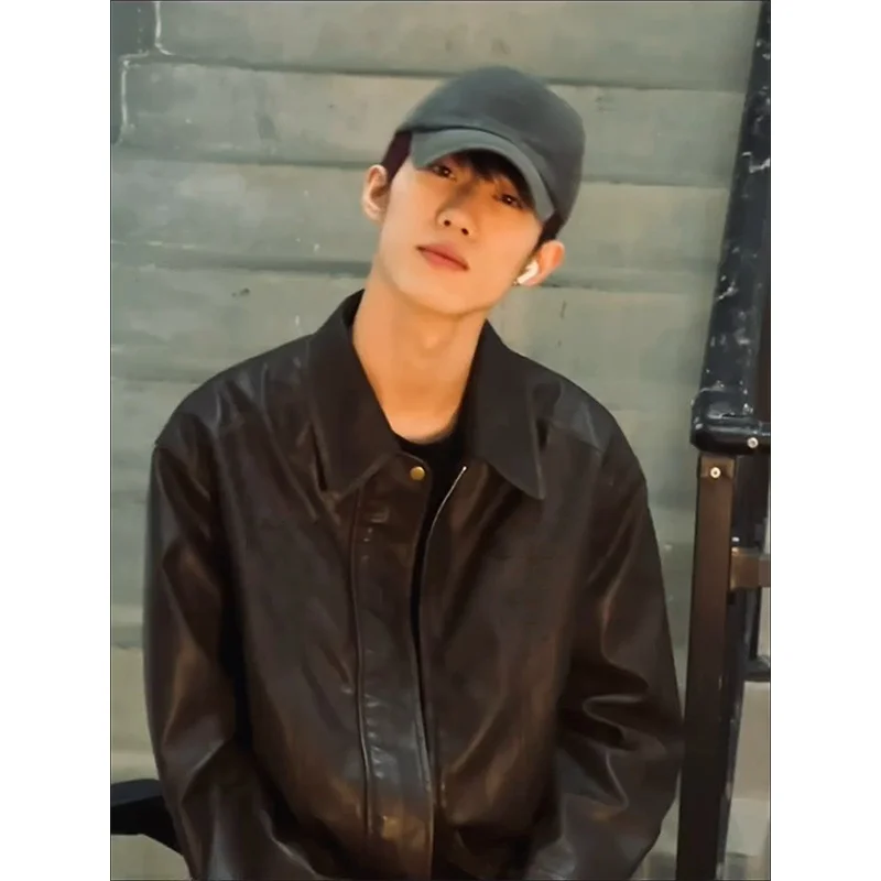 Мужская кожаная куртка Cleanfit Bla: Весенне-осенняя, в американском ретро-стиле, мотоциклетная, с воротником, премиум-класса
Мужская кожаная куртка Cleanfit Bla: Весенне-осенняя, в американском ретро-стиле, мотоциклетная, с воротником, премиум-класса