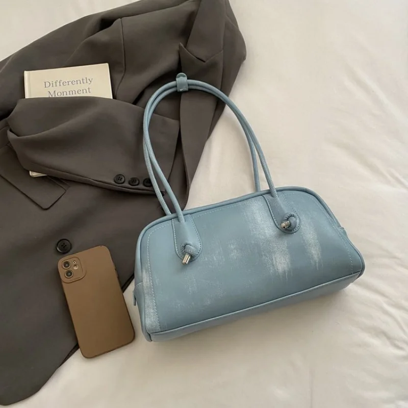 Popular Classic High-End Leather Women's Crossbody Bag Luxury Brand Fashionable Elegant Daily Vintage Commuter Bag
Popular Classic High-End Leather Women's Crossbody Bag Luxury Brand Fashionable Elegant Daily Vintage Commuter Bag