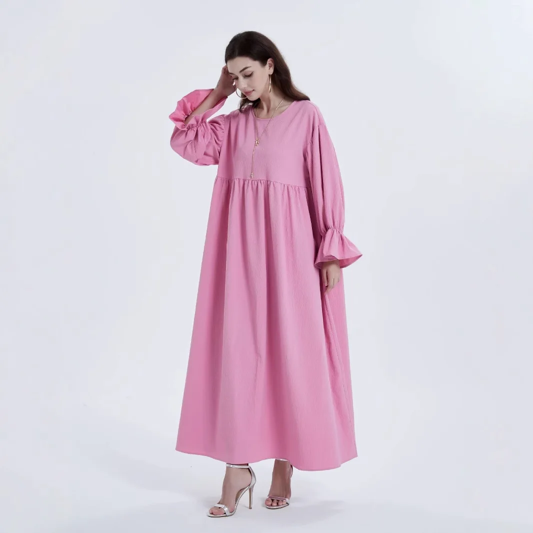 Europe, the Middle East abaya Muslim women's dress solid color pleated elegant flared sleeve dress MSL825
Europe, the Middle East abaya Muslim women's dress solid color pleated elegant flared sleeve dress MSL825