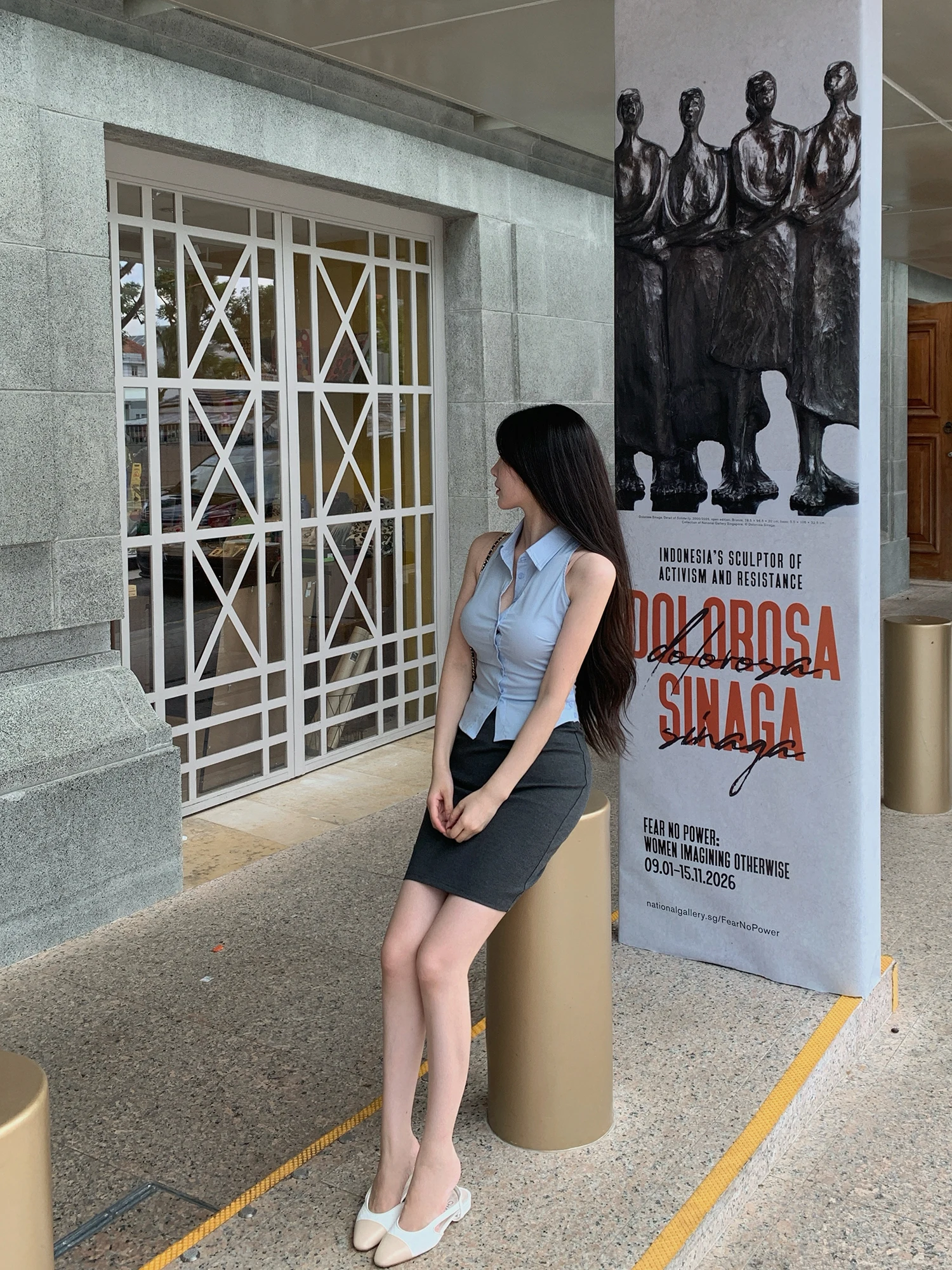 Женская укороченная майка Swan Luxury без рукавов, приталенная, из смесового хлопка, в минималистичном стиле, для создания образа класса люкс
Женская укороченная майка Swan Luxury без рукавов, приталенная, из смесового хлопка, в минималистичном стиле, для создания образа класса люкс