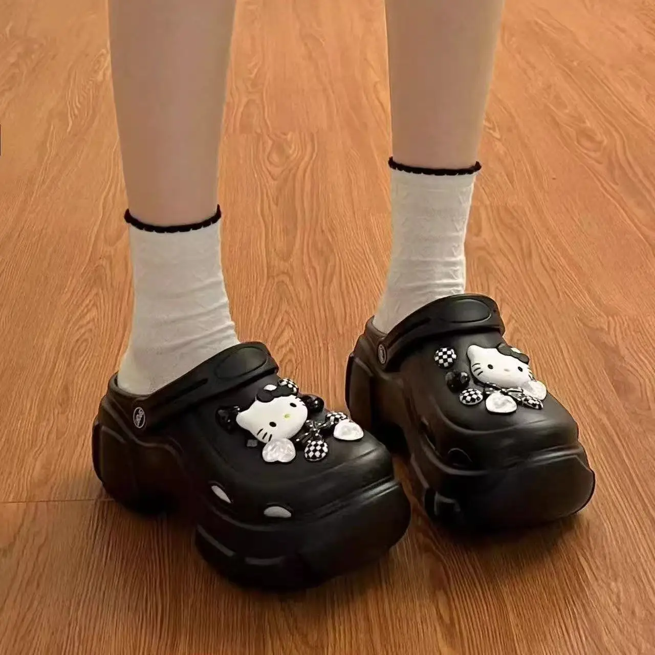 New Sanrio Hello Kitty Slippers Kawaii Black Winter Y2k Eva Home Shoes Plush Warm Living Room Women Footwear Cute Indoor Shoes
New Sanrio Hello Kitty Slippers Kawaii Black Winter Y2k Eva Home Shoes Plush Warm Living Room Women Footwear Cute Indoor Shoes