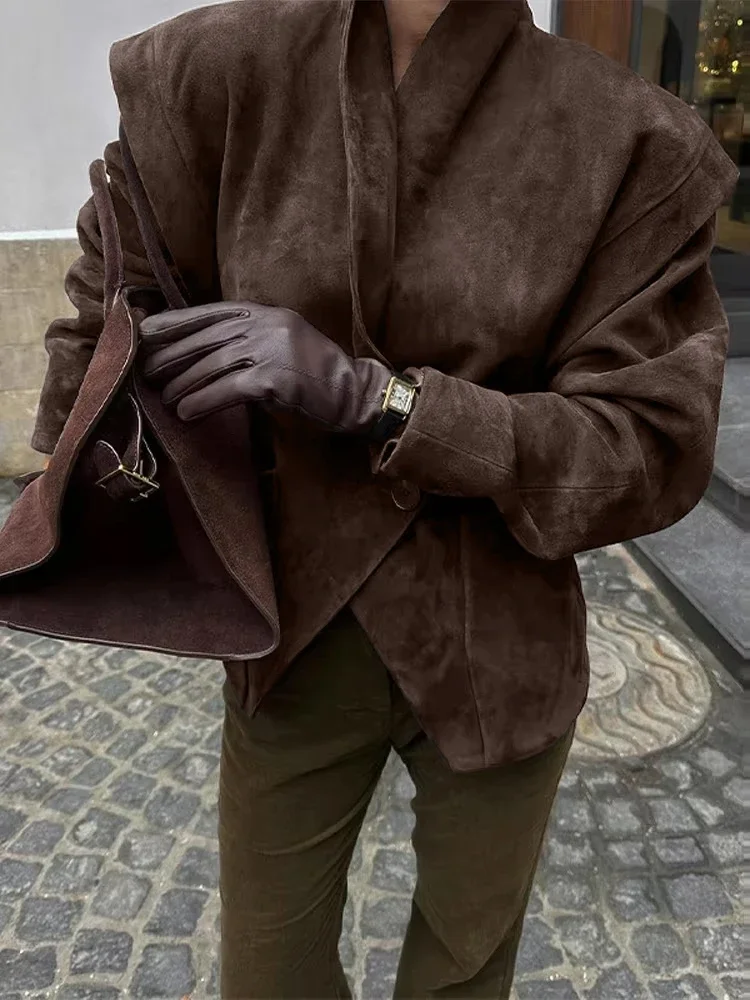 Faux Suede Women's Jacket Turn-down Collar Long Sleeve Loose Female Coat Autumn Winter Lady Streetwear Retro Outwears
Faux Suede Women's Jacket Turn-down Collar Long Sleeve Loose Female Coat Autumn Winter Lady Streetwear Retro Outwears