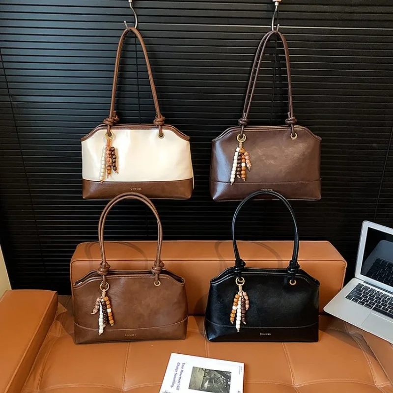 Diaper Bag Trendy Commuter Leather Purse Fashionable Solid Color Tote Unique Ladies Messenger For Diaper And Daily Use
Diaper Bag Trendy Commuter Leather Purse Fashionable Solid Color Tote Unique Ladies Messenger For Diaper And Daily Use
