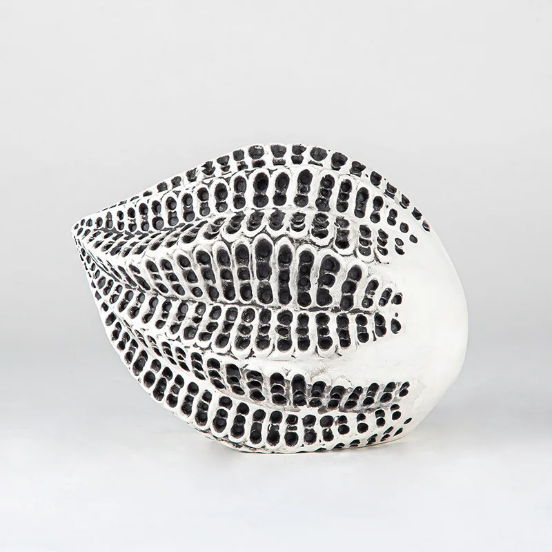 Abstract Resin Pendant Seeds Concave-convex Dot Pine Cones Wave-point Decorative Figurines Home Accessories
Abstract Resin Pendant Seeds Concave-convex Dot Pine Cones Wave-point Decorative Figurines Home Accessories