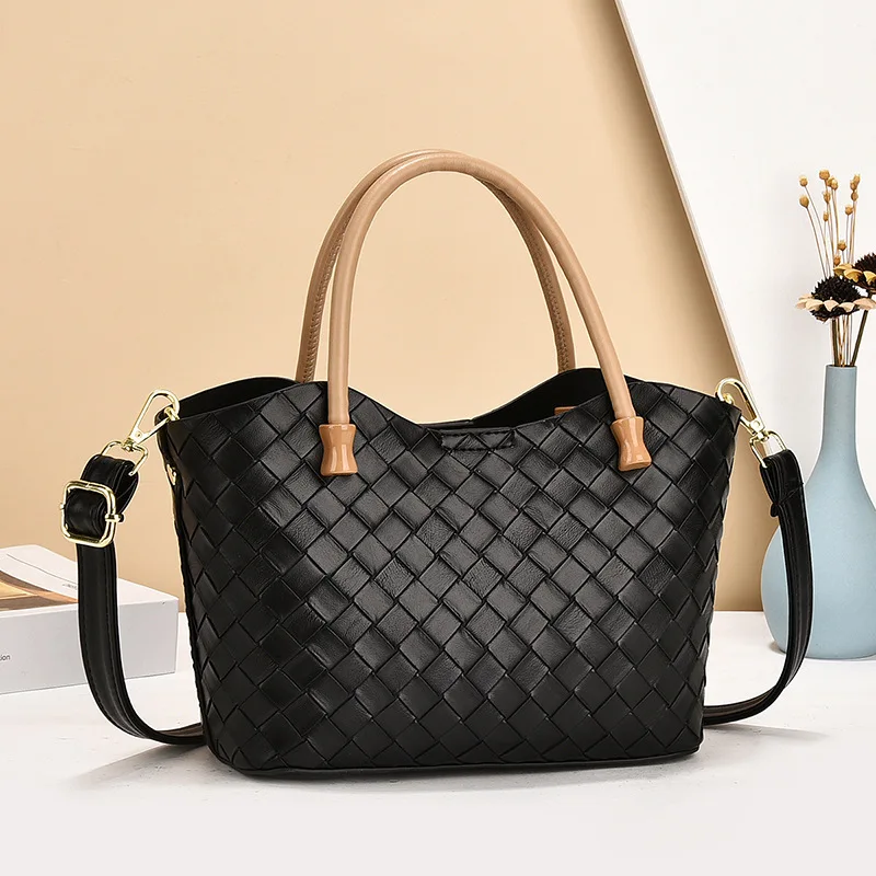 New Luxury PU Leather Tote Bag for Women Knitting Leather Handbags Leather Tote Large Hobos Shoulder Bags Ladies Tote Handbags
New Luxury PU Leather Tote Bag for Women Knitting Leather Handbags Leather Tote Large Hobos Shoulder Bags Ladies Tote Handbags