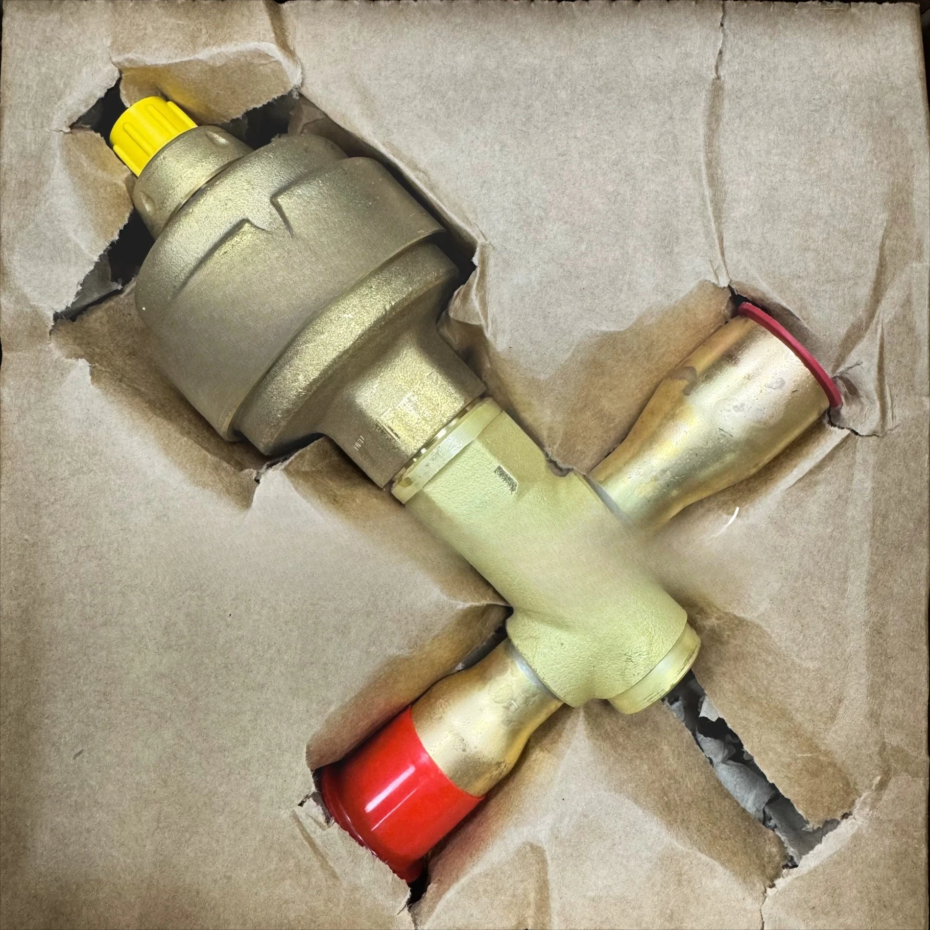 2026 new model 00PPG000479400 RB/RQ Electronic Expansion Valve 034G4221 Expansion Valve ETS25
2026 new model 00PPG000479400 RB/RQ Electronic Expansion Valve 034G4221 Expansion Valve ETS25
