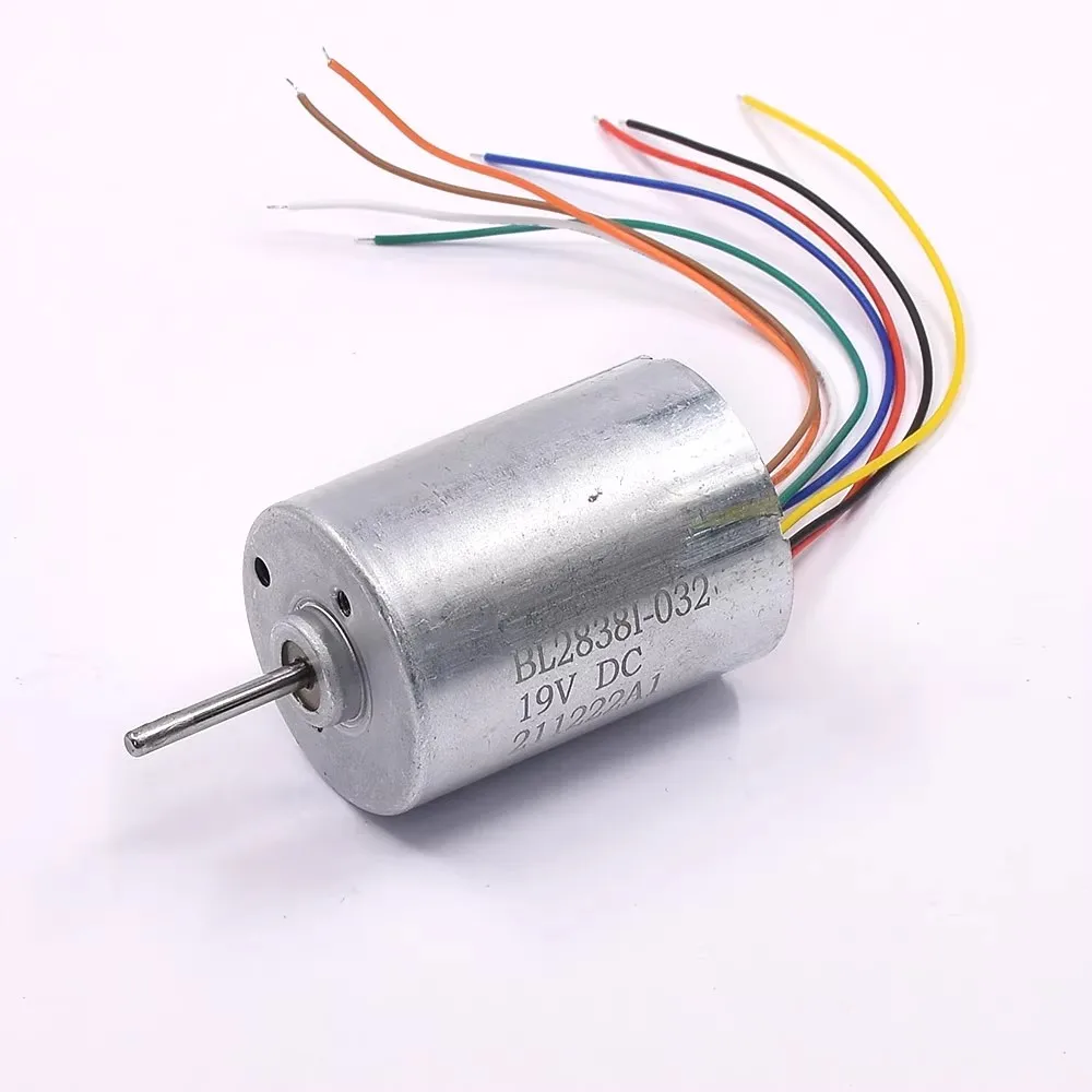 5600 об/мин DC12V-24V 3-фазный 8-проводной бесщеточный двигатель BL2838 с внутренним ротором и высоким крутящим моментом с датчиком Холла
5600 об/мин DC12V-24V 3-фазный 8-проводной бесщеточный двигатель BL2838 с внутренним ротором и высоким крутящим моментом с датчиком Холла