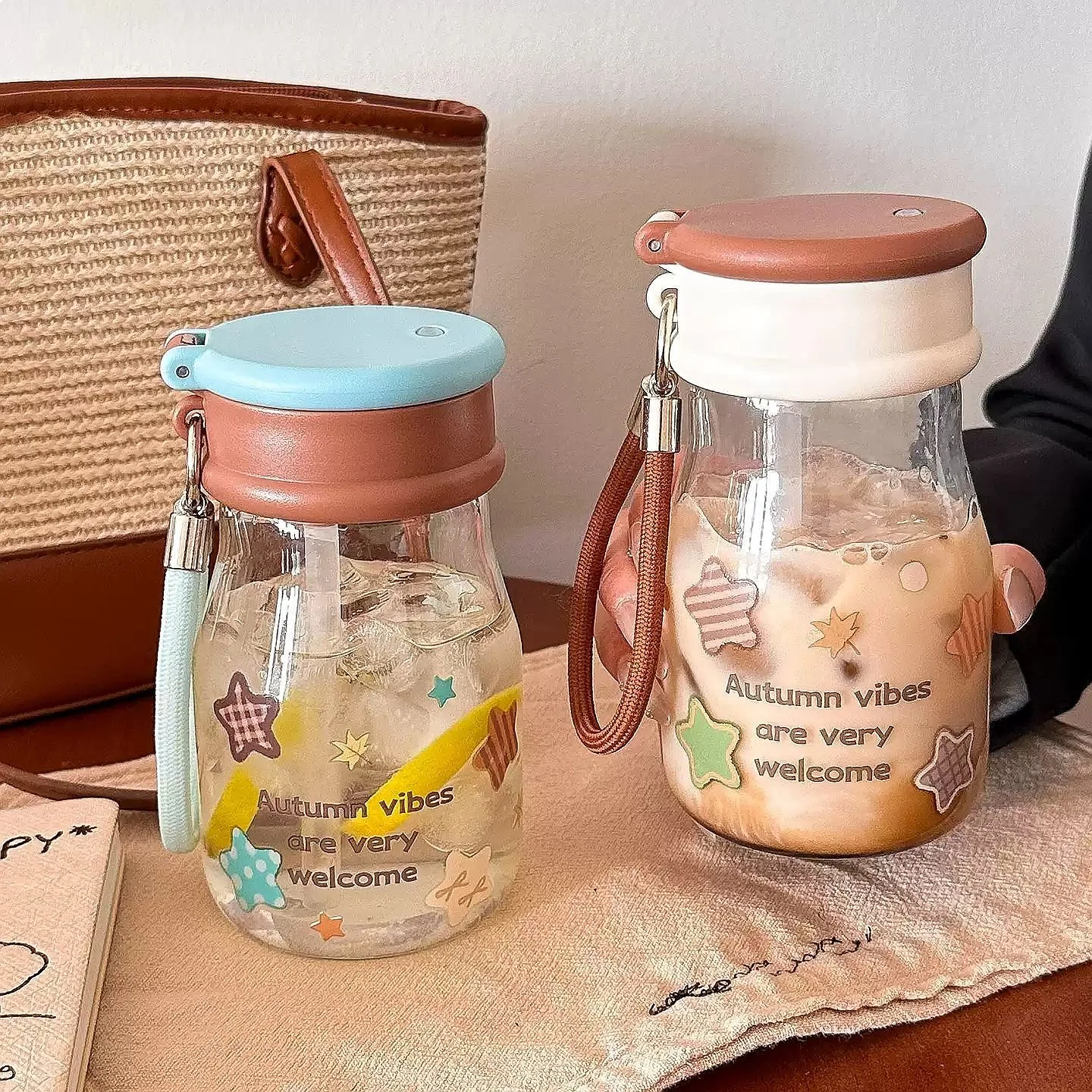 Vintage Star High Borosilicate Glass Straw Cup Portable Rope Water Bottle High Appearance Summer Travel Tumbler For Women Gift
Vintage Star High Borosilicate Glass Straw Cup Portable Rope Water Bottle High Appearance Summer Travel Tumbler For Women Gift