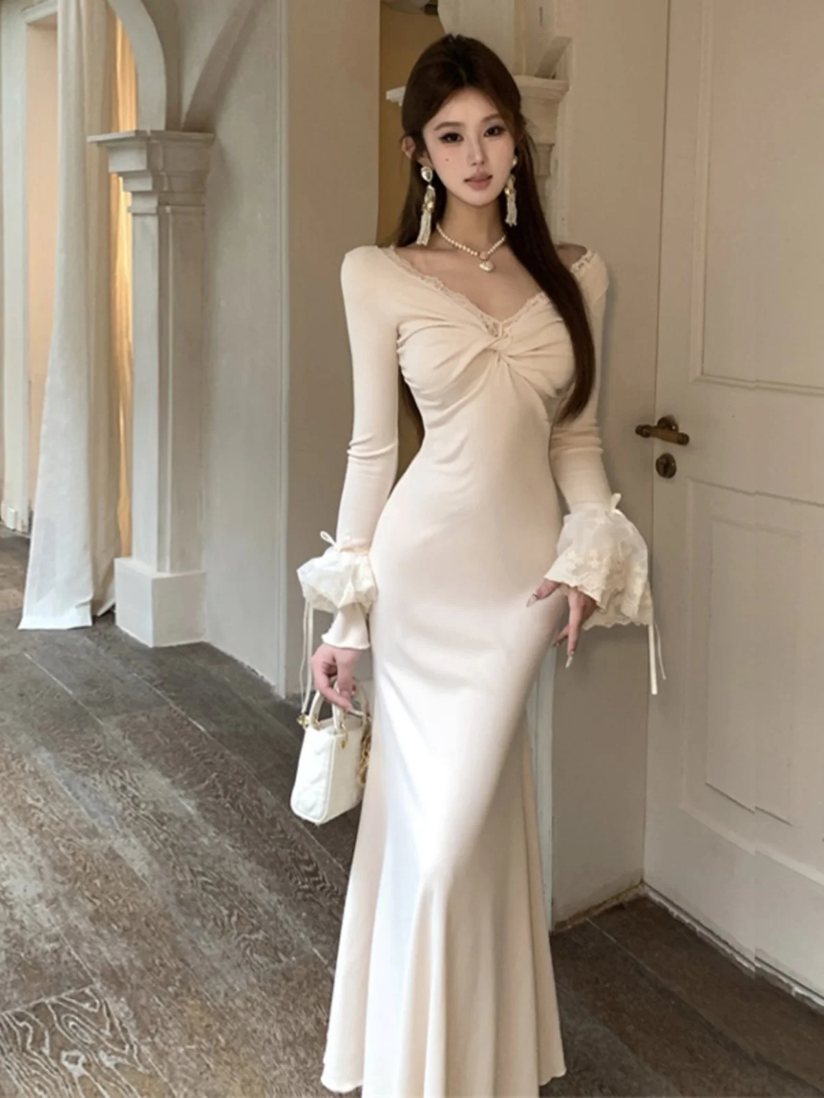 Jenny Diary Lace Trimmed V-ne Long Dr Women's Autumn Winter Slimming Waist High Waist Fi Tail Skirt Single Piece
Jenny Diary Lace Trimmed V-ne Long Dr Women's Autumn Winter Slimming Waist High Waist Fi Tail Skirt Single Piece