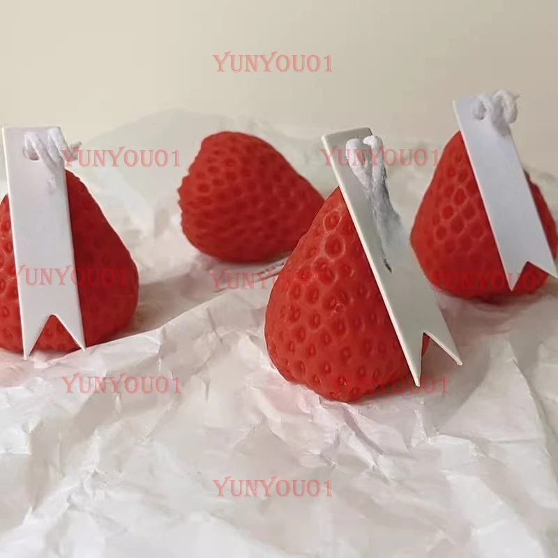 Small Strawberry Low Temperature Candle Cute 40 Degree Anti-scalding Scented Candle Props Holiday Gift
Small Strawberry Low Temperature Candle Cute 40 Degree Anti-scalding Scented Candle Props Holiday Gift