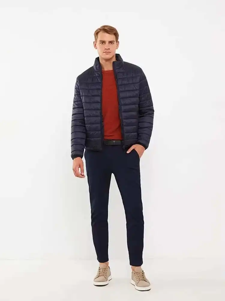 High-End Lightweight Breathable Stand Collar Men's Cotton Jaet Faionable Urban Sle Long Sve Warm Coat for Autumn Winter
High-End Lightweight Breathable Stand Collar Men's Cotton Jaet Faionable Urban Sle Long Sve Warm Coat for Autumn Winter