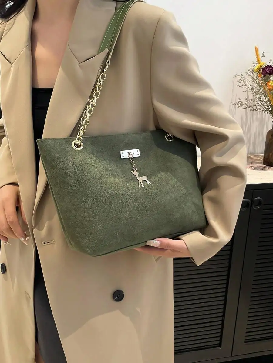 Green Faux Suede Chain Shoulder Tote Bag With Deer Charm For Women
Green Faux Suede Chain Shoulder Tote Bag With Deer Charm For Women