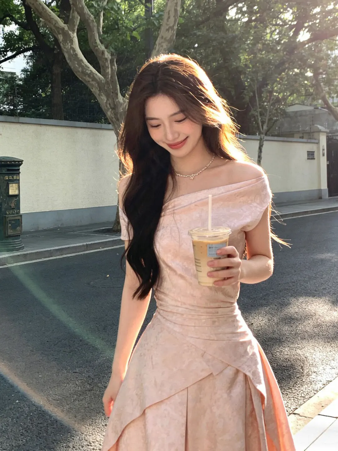 Slimming Effect One-Shoulder Waist-Cinching Long Dress Hepburn Style Short Sleeve High Waist Polyester Fiber Summer Dress
Slimming Effect One-Shoulder Waist-Cinching Long Dress Hepburn Style Short Sleeve High Waist Polyester Fiber Summer Dress