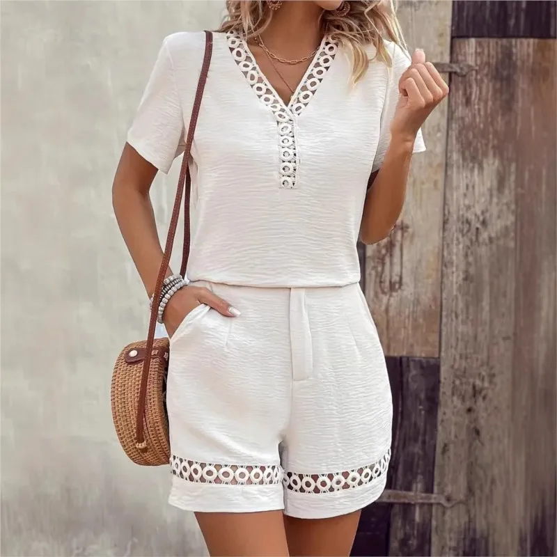 Casual Solid Color Two-piece Set Woman's Fashion V-neck Loose Top+shorts Suit Summer Simple Patchwork Design Streetwear Outfit
Casual Solid Color Two-piece Set Woman's Fashion V-neck Loose Top+shorts Suit Summer Simple Patchwork Design Streetwear Outfit