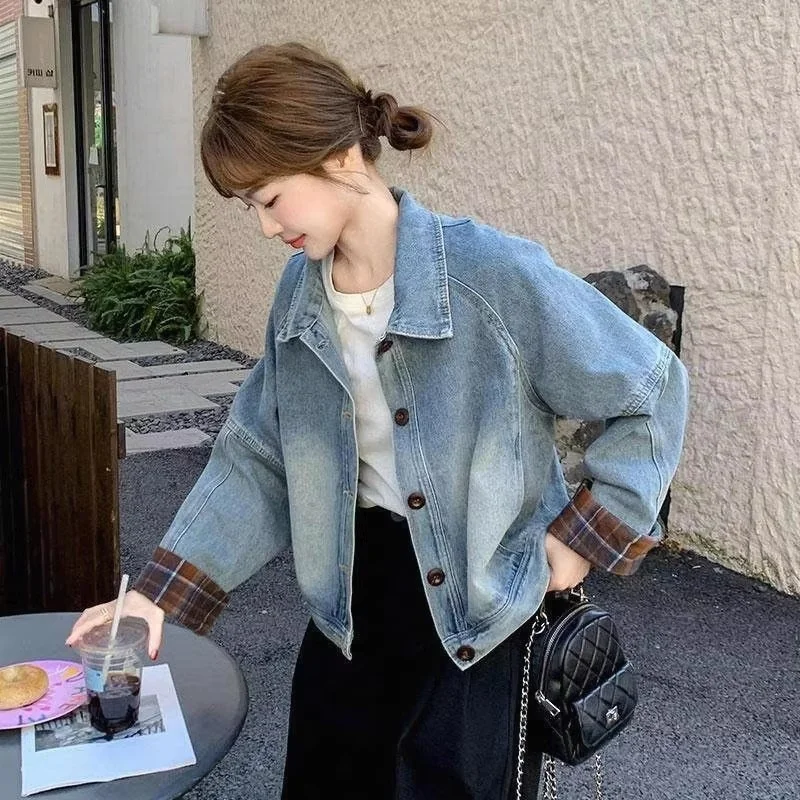2026 New Style Women Denim Jacket Checkered Collar Short Coat Spring Autumn Loose Casual Trendy Tops J183
2026 New Style Women Denim Jacket Checkered Collar Short Coat Spring Autumn Loose Casual Trendy Tops J183