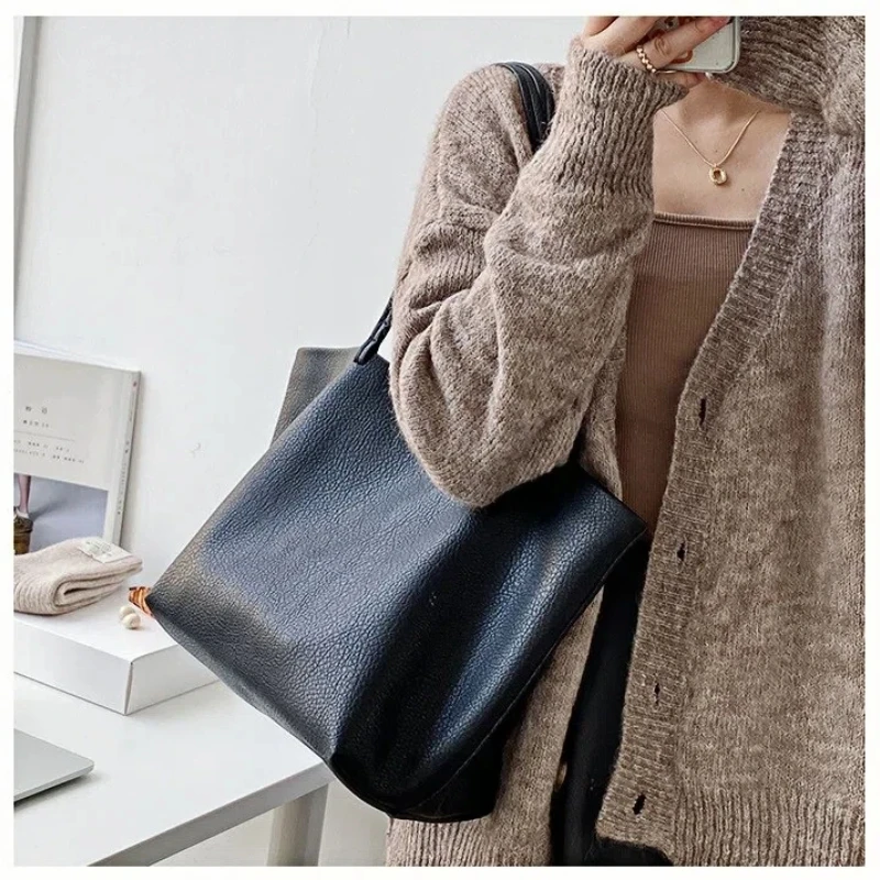 Tote Bag Woman Work Bags Soft PU Leather Shoulder Bag Large Capacity Ladies Bags Handbag Designer Luxury Bucket Bag
Tote Bag Woman Work Bags Soft PU Leather Shoulder Bag Large Capacity Ladies Bags Handbag Designer Luxury Bucket Bag
