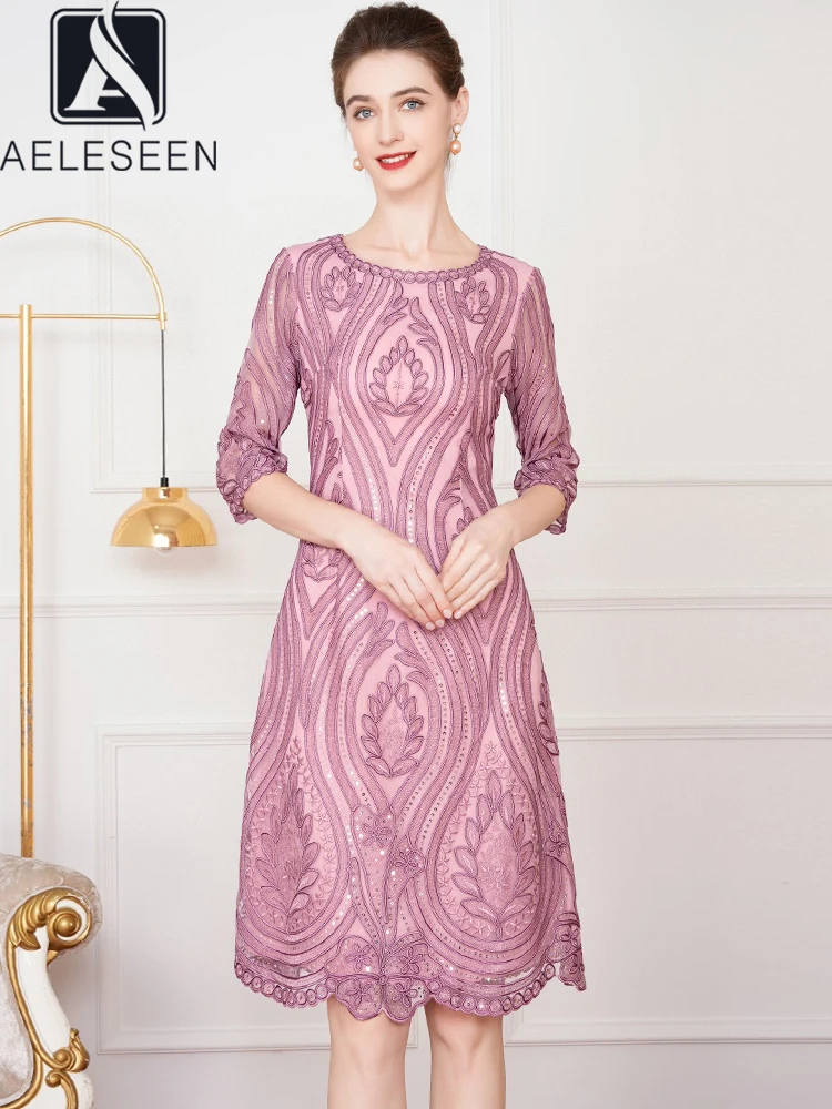 AELESEEN Vintage Summer Women Dress Design Fashion Half Sleeve Pink Red High Quality Sequined Flower Embroidery Knee-length
AELESEEN Vintage Summer Women Dress Design Fashion Half Sleeve Pink Red High Quality Sequined Flower Embroidery Knee-length
