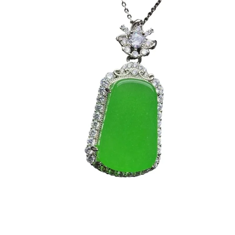 Natural yang green no matter brand pendant inlaid safe fashion versatile pendant chain simple lady
Natural yang green no matter brand pendant inlaid safe fashion versatile pendant chain simple lady