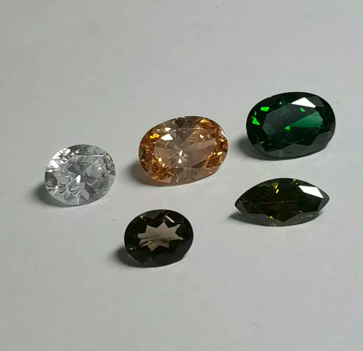 5A Multicolor Oval shaped Brilliant Cubic Zirconia Stone For Jewelry Making
5A Multicolor Oval shaped Brilliant Cubic Zirconia Stone For Jewelry Making