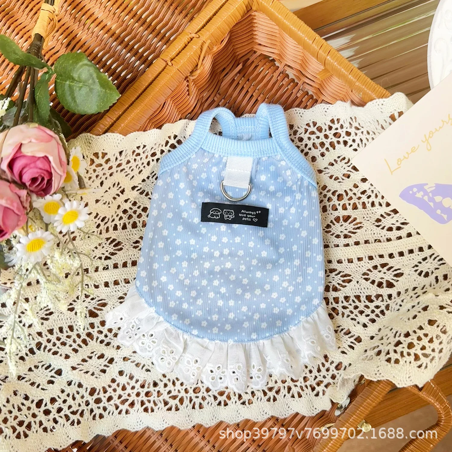 Pet Dog Ice Silk Lace Patchwork Skirt Small Dog Clothing Cat Clothes Summer Dog Pet Clothes XS-XXL Size
Pet Dog Ice Silk Lace Patchwork Skirt Small Dog Clothing Cat Clothes Summer Dog Pet Clothes XS-XXL Size