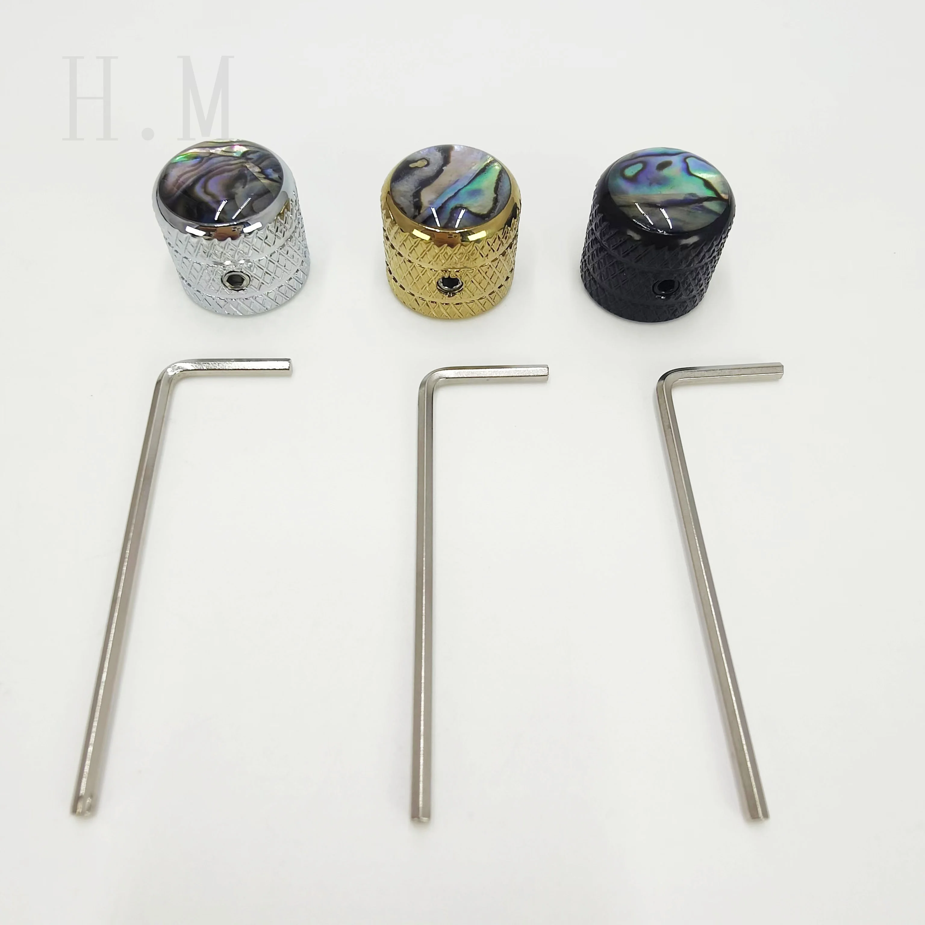 Abalone shell striping with holes Volume tone knob Electric guitar bass knob Metal guitar potentiometer cap Guitar accessories
Abalone shell striping with holes Volume tone knob Electric guitar bass knob Metal guitar potentiometer cap Guitar accessories