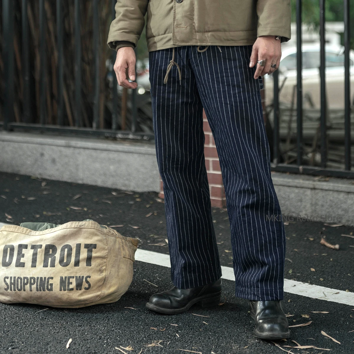 Прочные рабочие брюки Bronson LOT952 HBT Coke в полоску для механиков, свободные прямые брюки с высокой талией
Прочные рабочие брюки Bronson LOT952 HBT Coke в полоску для механиков, свободные прямые брюки с высокой талией