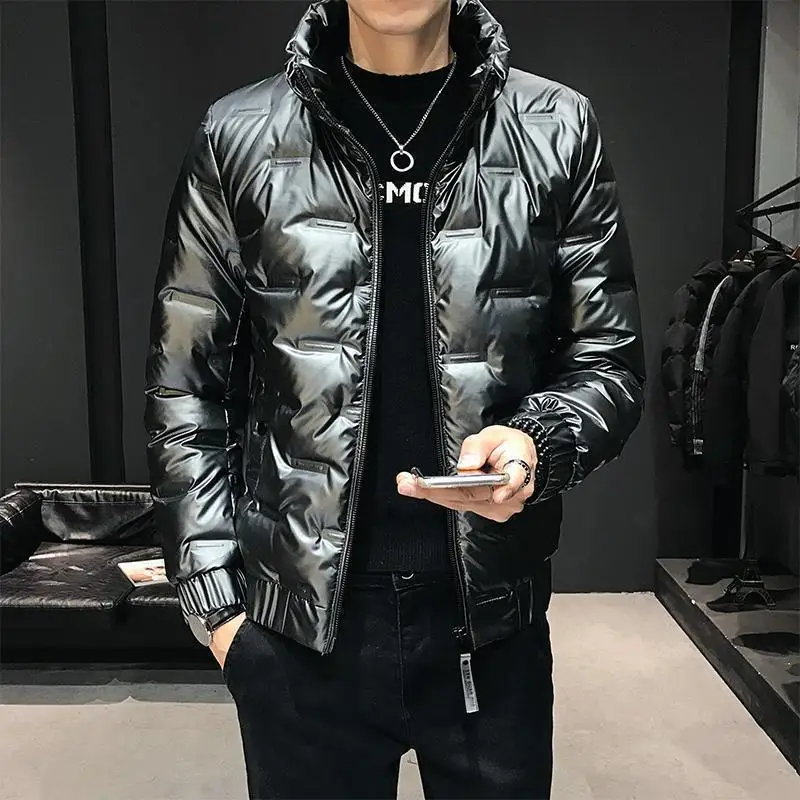 Новое зимнее легкое пуховое хлопковое мужское пальто с воротником-стойкой, модное корейское пальто
Новое зимнее легкое пуховое хлопковое мужское пальто с воротником-стойкой, модное корейское пальто