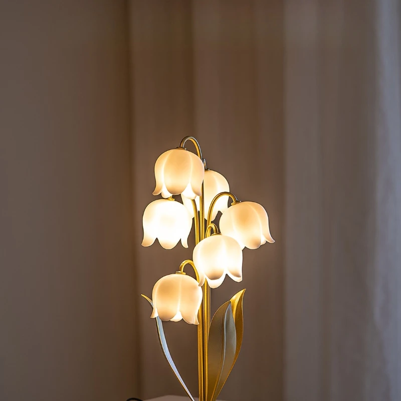 Desk lamp ambient light bedroom bedside lamp night light wedding birthday valentine's day gift
Desk lamp ambient light bedroom bedside lamp night light wedding birthday valentine's day gift