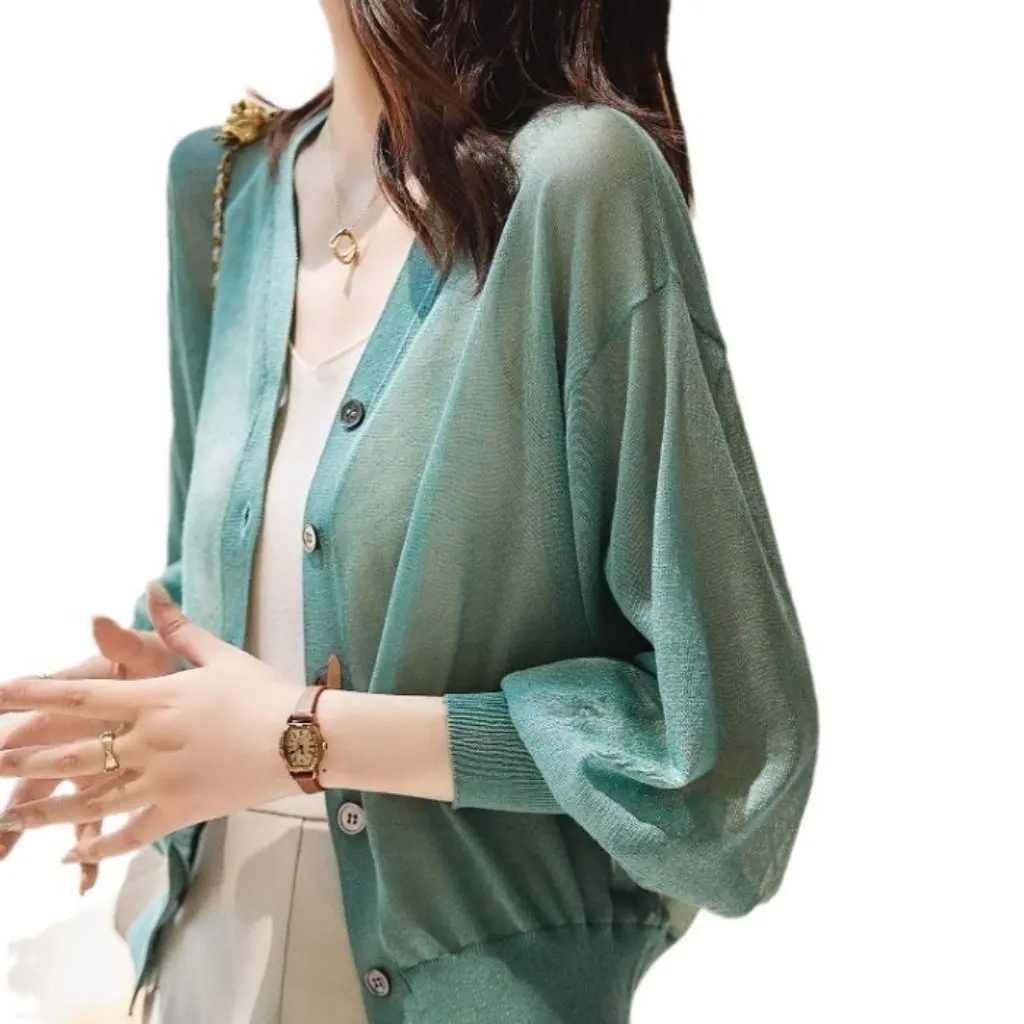 Women's Light And Breathable V Neck Long-Sleeved Knitted Sweater Cardigan Korean Style Spring Outer Wear Promotion
Women's Light And Breathable V Neck Long-Sleeved Knitted Sweater Cardigan Korean Style Spring Outer Wear Promotion