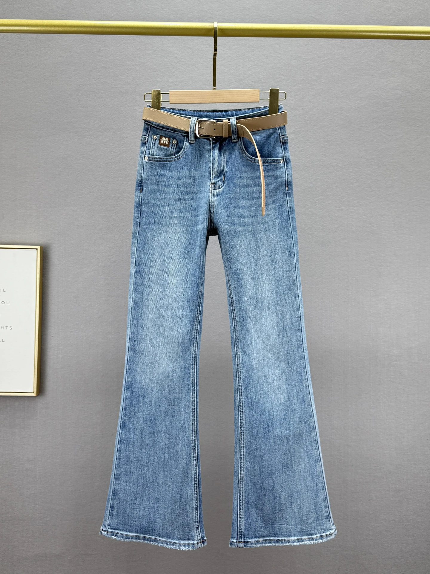 Retro Waed High Waist Slimming Jeans Women's Spring 2026 Elastic Faded Blue Denim Pants Soft Comfortable Cotton Blend
Retro Waed High Waist Slimming Jeans Women's Spring 2026 Elastic Faded Blue Denim Pants Soft Comfortable Cotton Blend