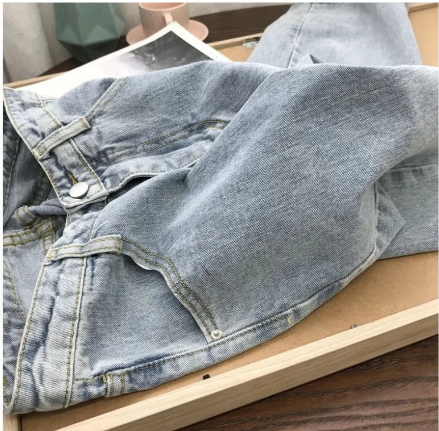 Y2K Retro Straight Leg Jeans Spring and Autumn Styles High Street Wide Leg Pants Loose Casual Pants Unisex Versatile Pants
Y2K Retro Straight Leg Jeans Spring and Autumn Styles High Street Wide Leg Pants Loose Casual Pants Unisex Versatile Pants
