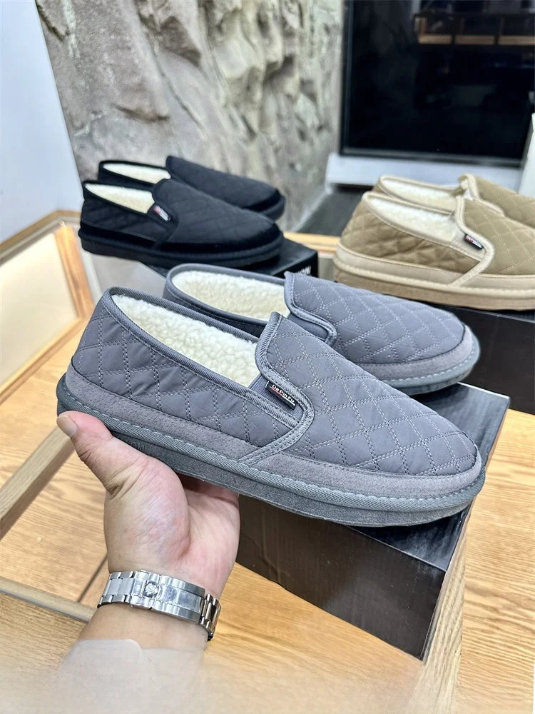 Warm Winter Men's Slip-On Fisherman Shoes Waterproof Mixed Material Upgraded Version Comfortable Sporty Retro Style Flat Heel
Warm Winter Men's Slip-On Fisherman Shoes Waterproof Mixed Material Upgraded Version Comfortable Sporty Retro Style Flat Heel