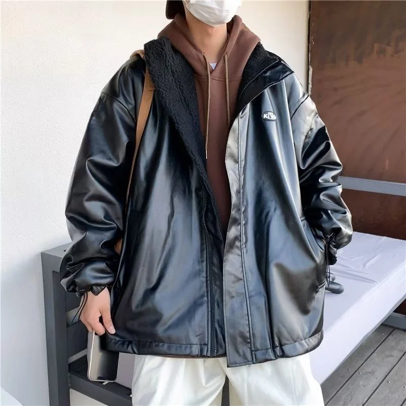 Двусторонняя одежда Thiened Fce на подкладке из меха ягненка, мужское хлопковое пальто, зимняя модная верхняя одежда, повседневная молодежная одежда Sle Polyes...
Двусторонняя одежда Thiened Fce на подкладке из меха ягненка, мужское хлопковое пальто, зимняя модная верхняя одежда, повседневная молодежная одежда Sle Polyes...