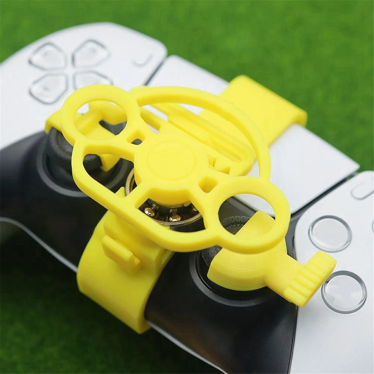 Y16A Mini Steering Wheel Controller for PS5 Racing Games, Gamepad Racing Steering Wheel for Simulation Games (Silver)
Y16A Mini Steering Wheel Controller for PS5 Racing Games, Gamepad Racing Steering Wheel for Simulation Games (Silver)