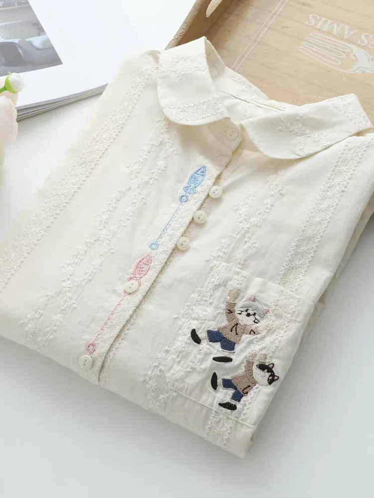 Японская повседневная рубашка с вышивкой и воротником-куклой, женская, молодежная, универсальная, свободного кроя, из хлопка, с длинным рукавом
Японская повседневная рубашка с вышивкой и воротником-куклой, женская, молодежная, универсальная, свободного кроя, из хлопка, с длинным рукавом