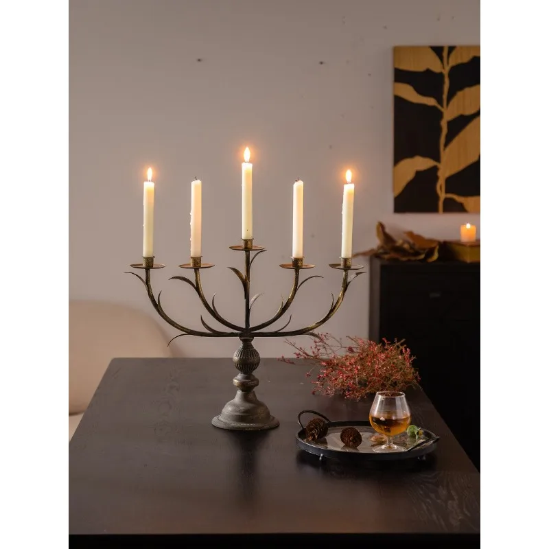 Candlestick wrought iron tea room B & B ornament creative romantic candlelight dinner restaurant soft decoration
Candlestick wrought iron tea room B & B ornament creative romantic candlelight dinner restaurant soft decoration