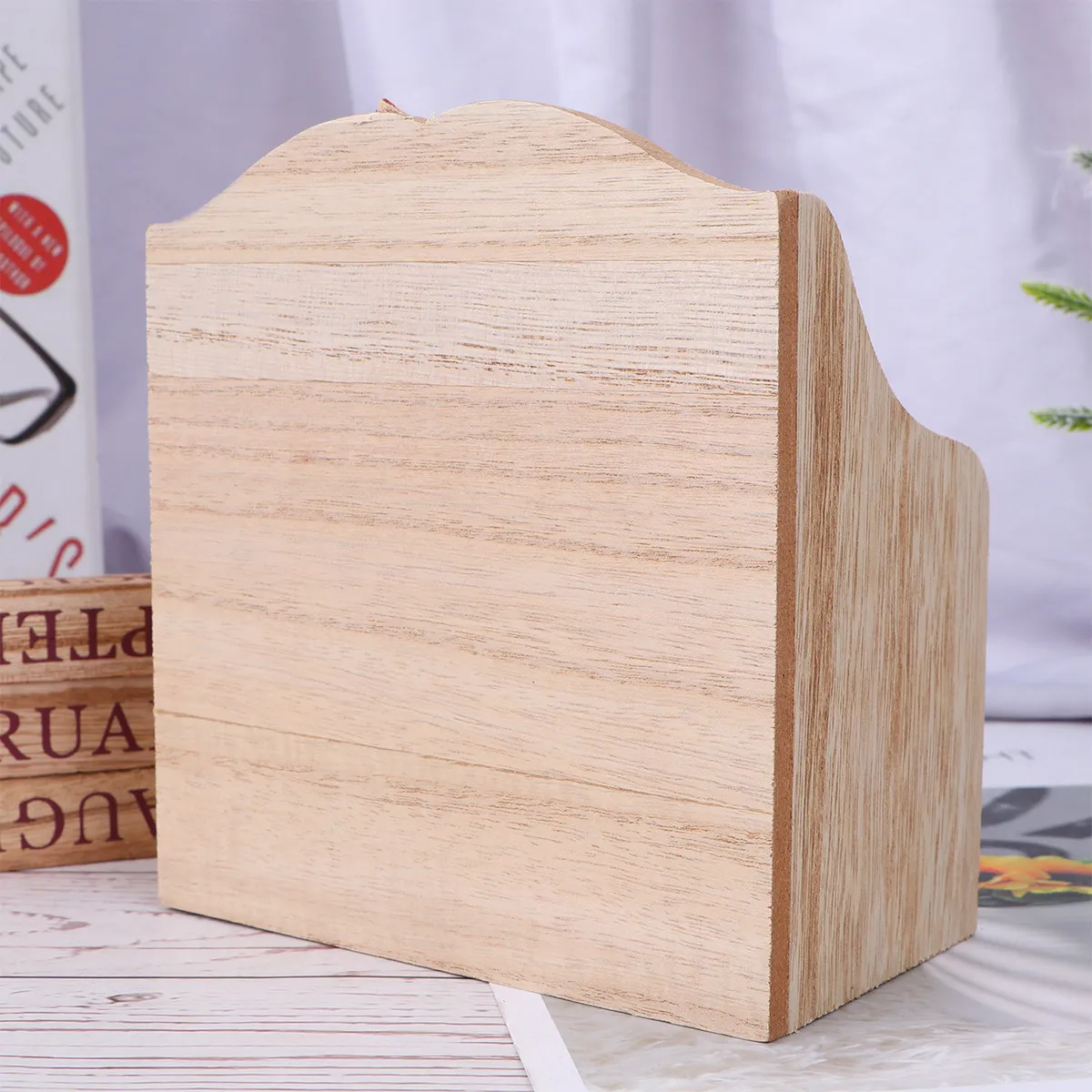 Деревянный вечный календарь в европейском деревенском стиле, 1 шт., с ручной регулировкой даты, декоративное украшение для рабочего стола, дома, офиса, гостиной
Деревянный вечный календарь в европейском деревенском стиле, 1 шт., с ручной регулировкой даты, декоративное украшение для рабочего стола, дома, офиса, гостиной