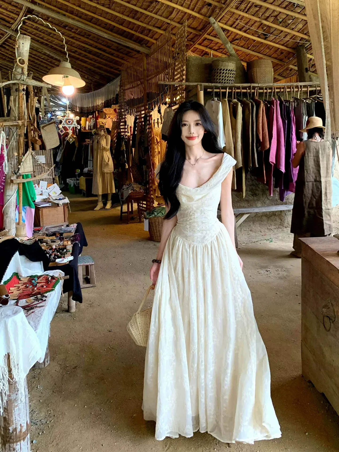 XZY Romantic Holiday Style Flounce Neck Waist Cinched Dress Women's plus Size Summer Embroidered Fairy Long Skirt A-Line Dress
XZY Romantic Holiday Style Flounce Neck Waist Cinched Dress Women's plus Size Summer Embroidered Fairy Long Skirt A-Line Dress