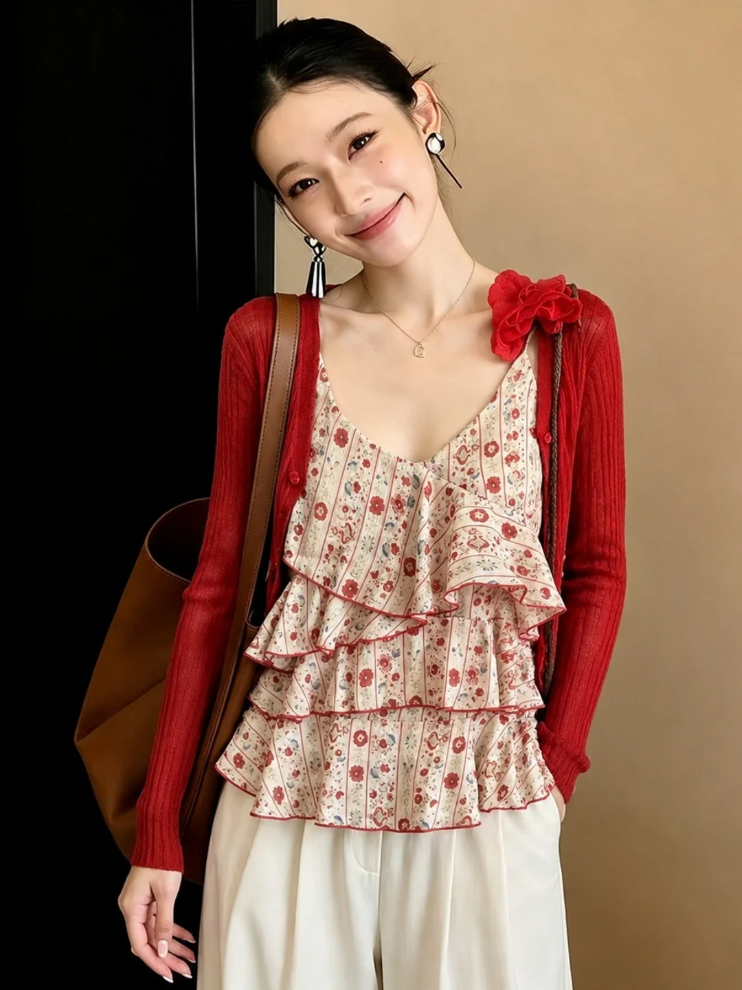 Korean Style Elegant Floral Print Slimming Top Summer Fashionable Lightweight Gentle Wind Casual Versatile Women's Shirt
Korean Style Elegant Floral Print Slimming Top Summer Fashionable Lightweight Gentle Wind Casual Versatile Women's Shirt