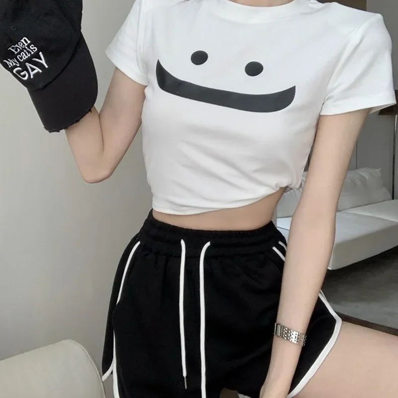 Summer American Street Solid T-shirt Fashion Ins Retro Ladies 2025 Hip-hop Personality Retro Goth Cute Casual Clothing Tops
Summer American Street Solid T-shirt Fashion Ins Retro Ladies 2025 Hip-hop Personality Retro Goth Cute Casual Clothing Tops