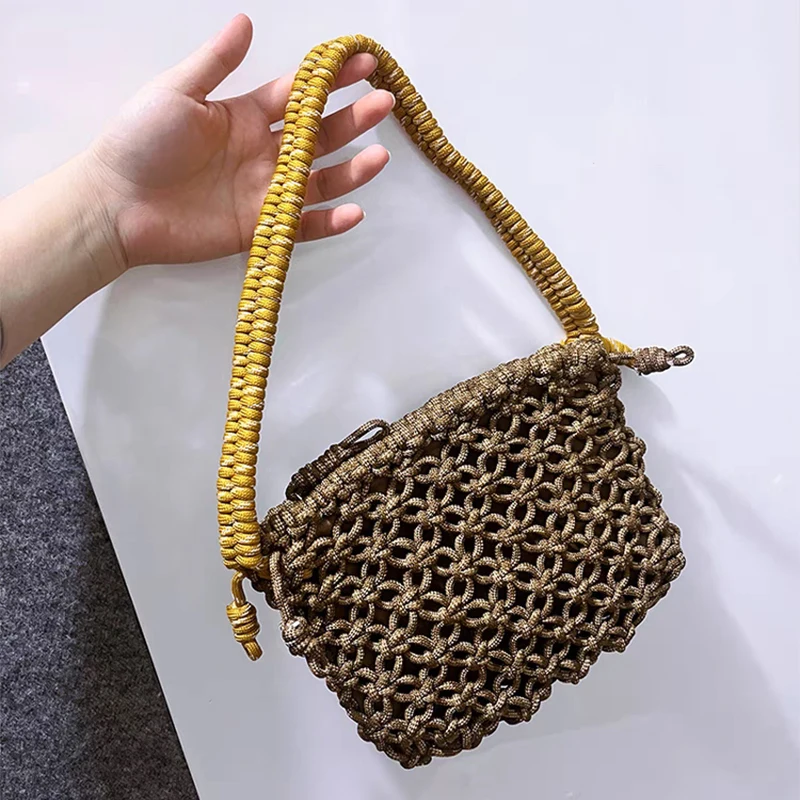 Designer Luxury Woven Bags Women's Trend Handbag Women High-end Rope Handle Banquet Armpit Bag Brand Woven Hollow Tote Bag
Designer Luxury Woven Bags Women's Trend Handbag Women High-end Rope Handle Banquet Armpit Bag Brand Woven Hollow Tote Bag