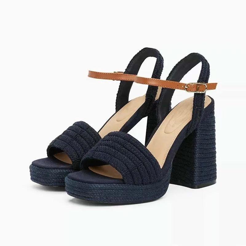 Weaving Style Round Toe Platform Ankle Warp Summer Women Sandals Chunky High Heels Buckle Strap Design Large Size Leisure Shoes
Weaving Style Round Toe Platform Ankle Warp Summer Women Sandals Chunky High Heels Buckle Strap Design Large Size Leisure Shoes